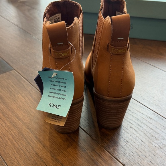 TOMS Everly Women's Brown Ankle Booties Size 7 New In Box - C20-001 - Picture 3 of 9